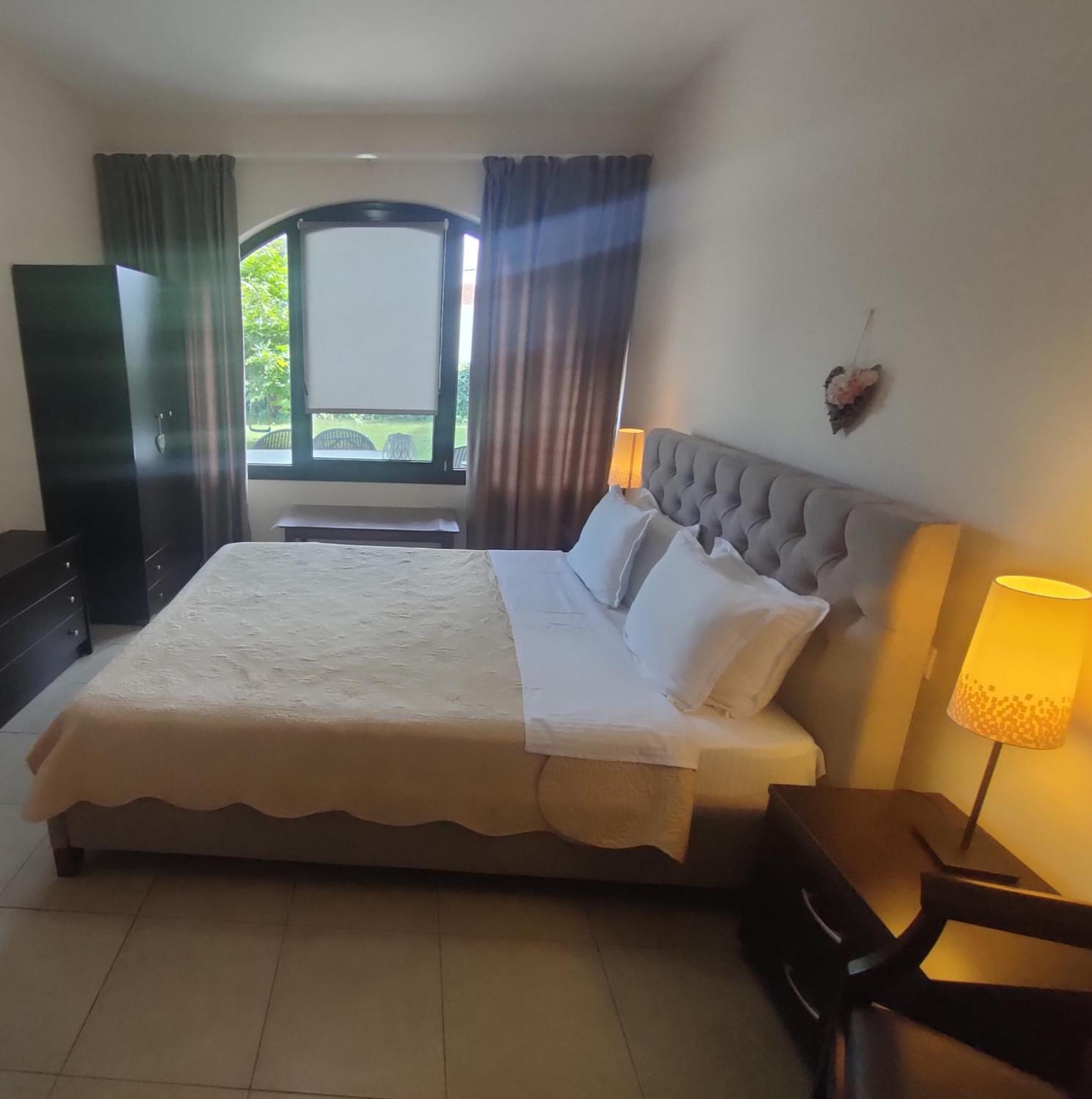 Nautica Bay Apartments Keramoti  Eksteriør billede